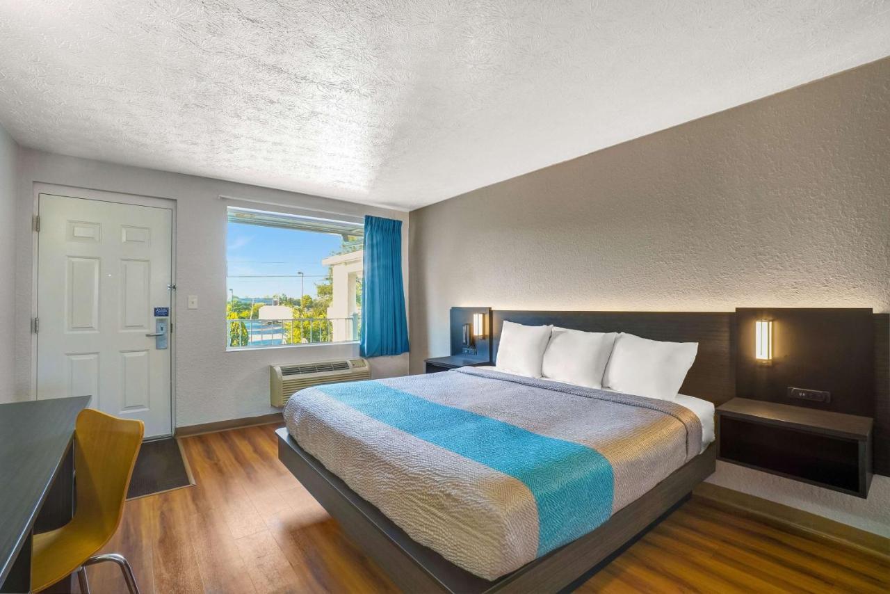 Motel 6-Lexington, Ky - East I-75 ภายนอก รูปภาพ